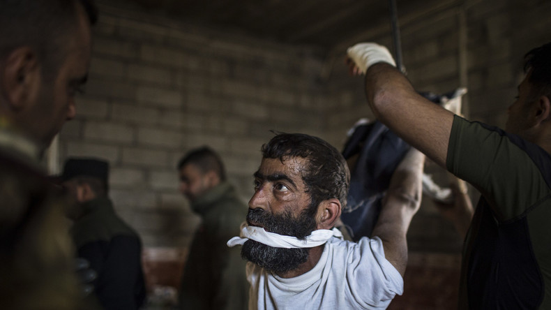 Exactions et exécutions sommaires, que fait l'armée irakienne à Mossoul ? (IMAGES CHOQUANTES)