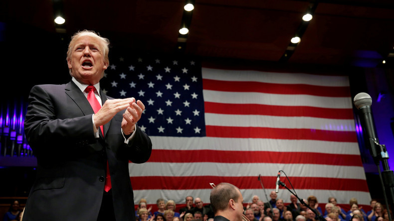 Selon Vladimir Poutine, Donald Trump n'est pas le même en vrai qu'à la télévision