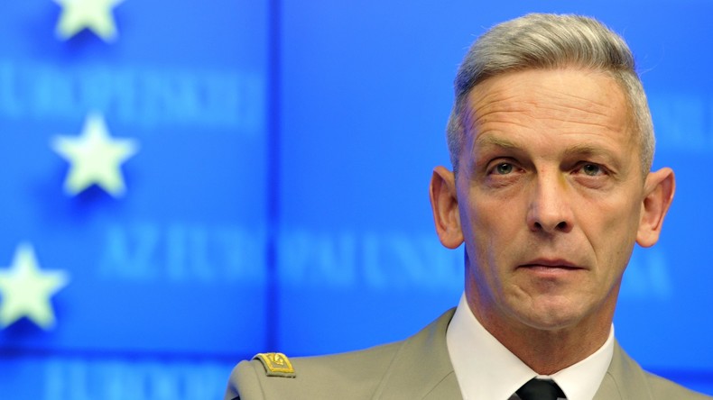 Le général François Lecointre remplace Pierre de Villiers comme chef d'état-major des armées