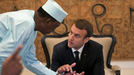 Emmanuel Macron et le président tchadien Idriss Déby