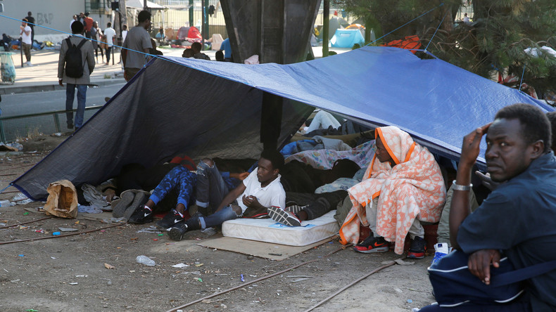 «Aucune coupe budgétaire n'est prévue pour l'accueil des migrants», promet le ministre de la Santé