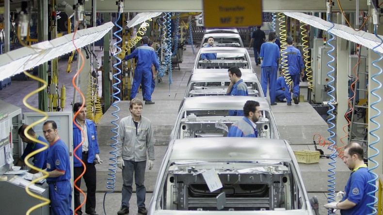 Un accord de 660 millions d'euros signé par Renault en Iran