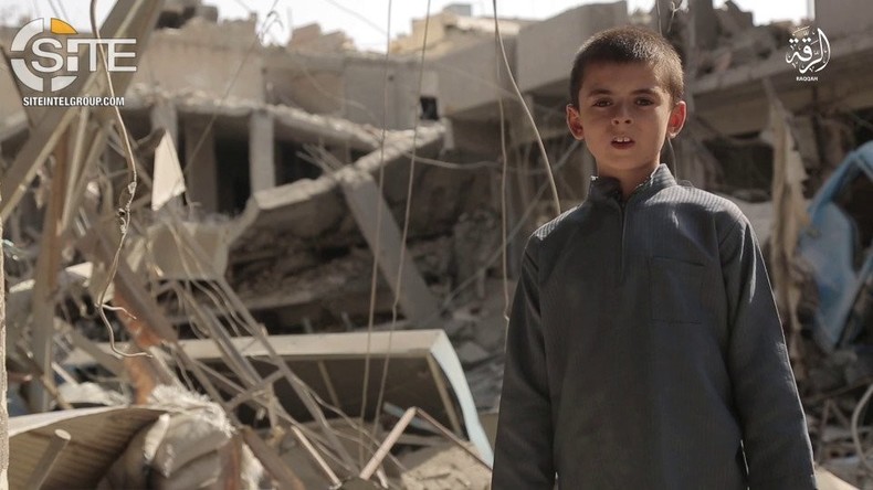 Un enfant américain sous l'emprise de Daesh menace «Trump, le pantin des juifs» dans une vidéo