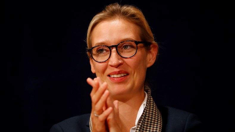Une représentante de l'AfD quitte un plateau TV allemand après une remarque (VIDEO)