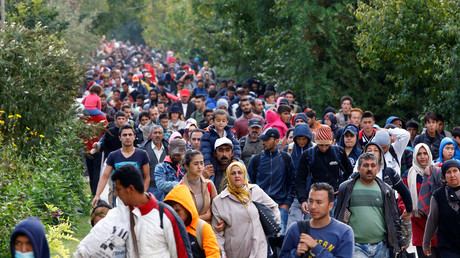 Des migrants à la frontières austro-hongroise en 2015 