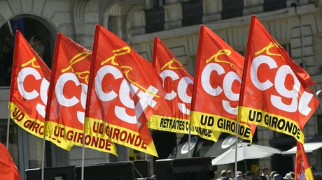 Drapeaux de la CGT lors d'une manifestation contre la loi travail en 2016