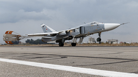 Un avion russe Su-24 en Syrie 