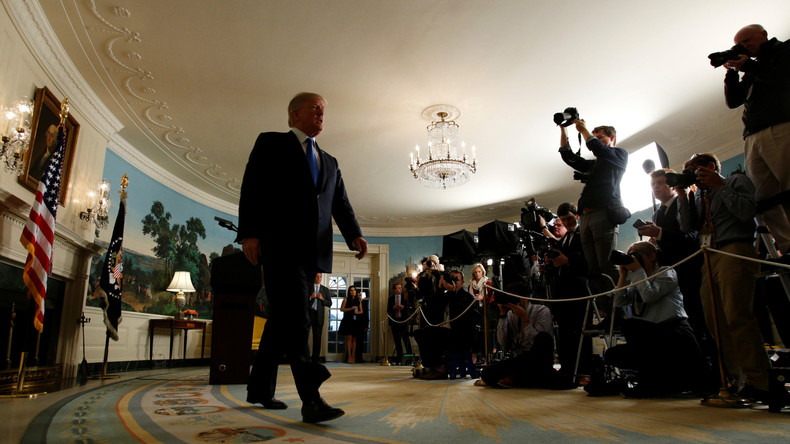 Les dirigeants du monde réagissent à la charge de Trump contre l'accord sur le nucléaire iranien