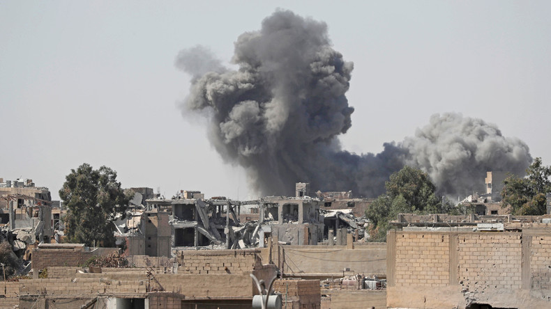 La coalition menée par les USA aurait bombardé des quartiers résidentiels à Raqqa, selon Moscou