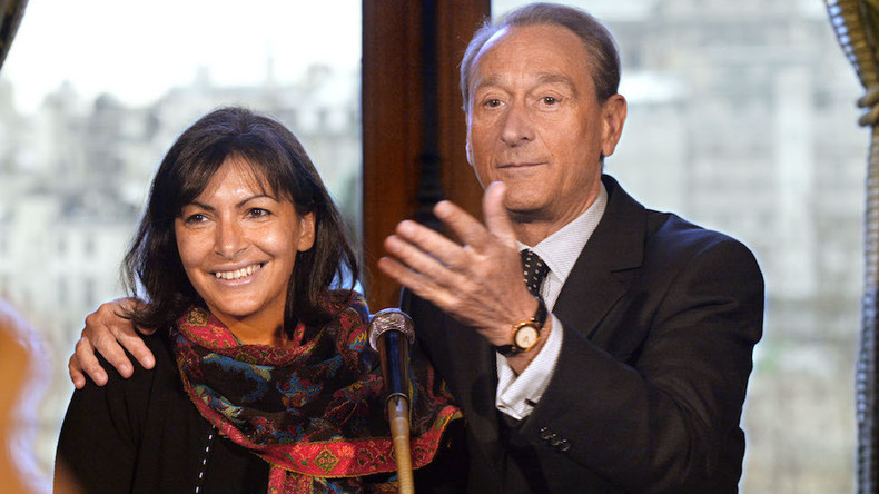 Capital affirme qu'Anne Hidalgo a bénéficié d'un emploi fictif de 2001 à 2003