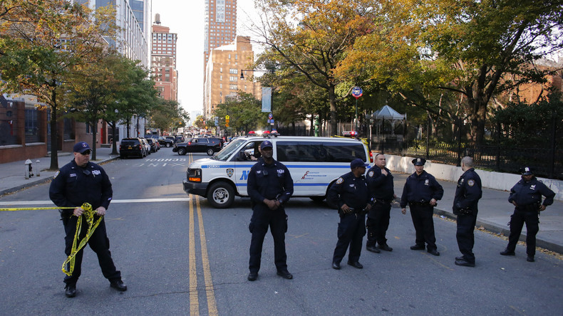 Premières images de l'attentat de New York qui a fait au moins huit morts (VIDEOS CHOC)