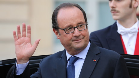 François Hollande assistant à une cérémonie à l'Elysée le 15 septembre 2017
