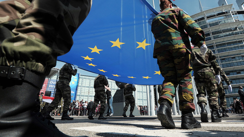 23 Etats membres de l'UE créent la PESCO pour relancer leur intégration militaire en plus de l'OTAN