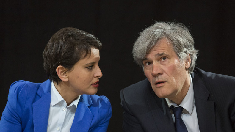 Najat Vallaud-Belkacem voudrait bien prendre la tête du PS... si elle est payée