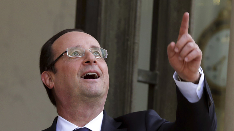 Venu chercher son prix de l'humour politique, Hollande promet : «Mon œuvre n'est pas achevée !»