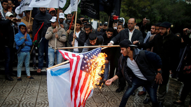 «Portes de l'enfer» : le monde arabo-musulman furieux après la décision de Trump sur Jérusalem