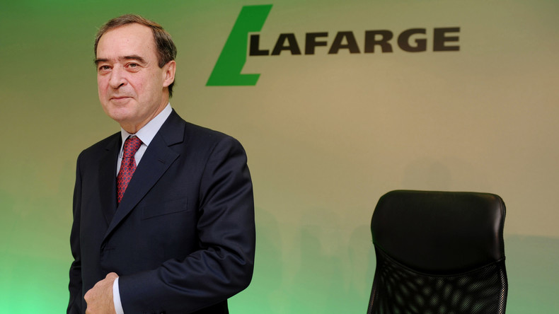 Lafarge en Syrie : deux responsables du groupe, dont l'ex-PDG Bruno Lafont, mis en examen