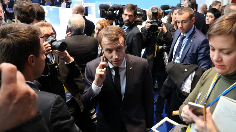 «Dites-leur bien que je ne suis pas leur copain» : Macron mettrait (encore) la presse à distance