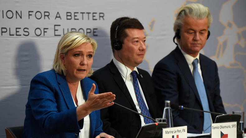«L'UE est en train de tuer l'Europe»: Marine Le Pen rencontre ses alliés de l'AfD et du FPÖ à Prague