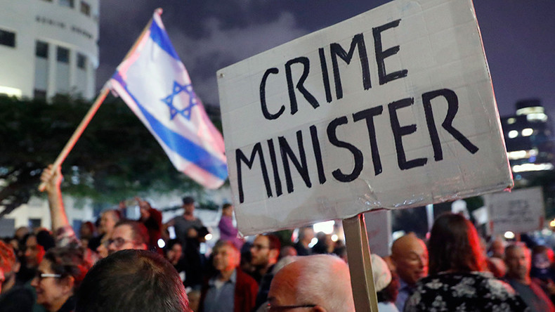 «Crime minister» : les Israéliens manifestent contre le gouvernement de Netanyahou (IMAGES)
