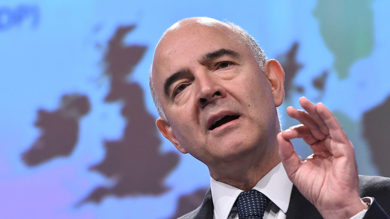 Et le champion européen de la paresse est... Pierre Moscovici (selon un quotidien allemand)