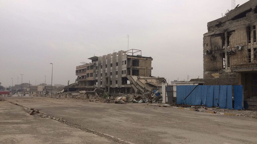 «Existence sombre et macabre» : le quotidien des civils à Mossoul, dévastée par la guerre (EXCLUSIF)