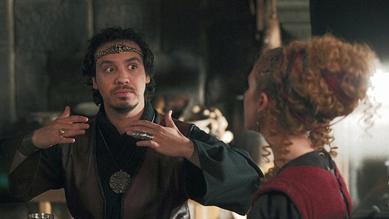 Kaamelott, une série à l'«humour oppressif» ? Alexandre Astier répond sèchement à une internaute