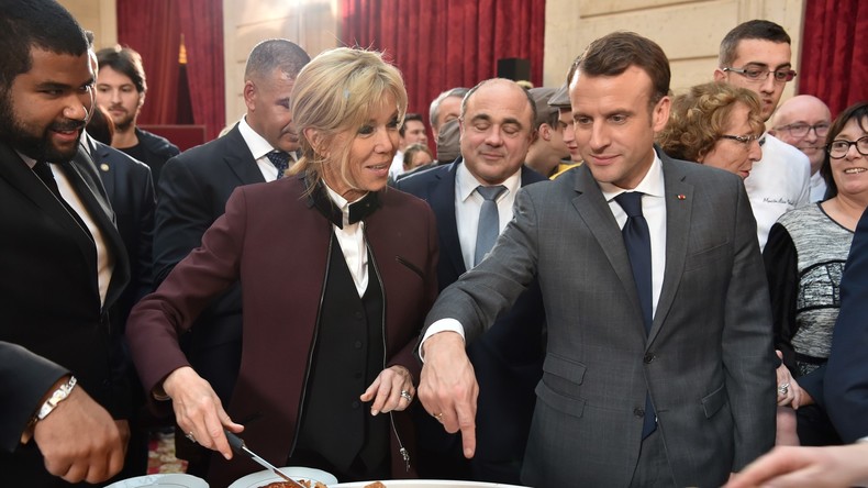 «Galette des rois et des reines» du couple Macron : l'AFP au cœur de la polémique sur Twitter
