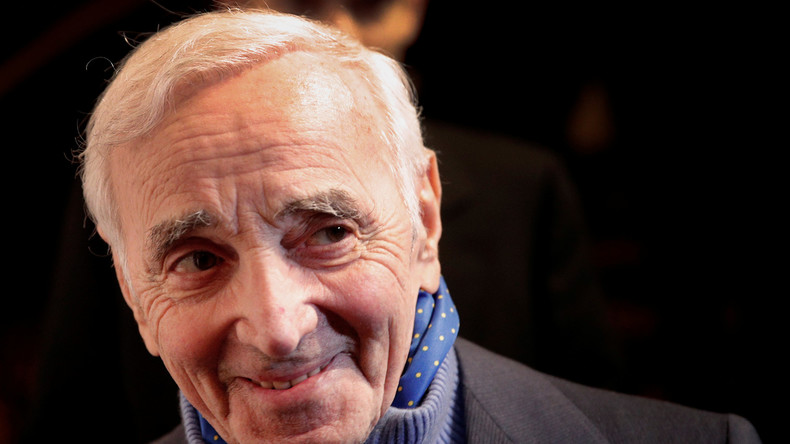 Charles Aznavour : «Si un jour Marine Le Pen était élue, elle serait aussi ma présidente»