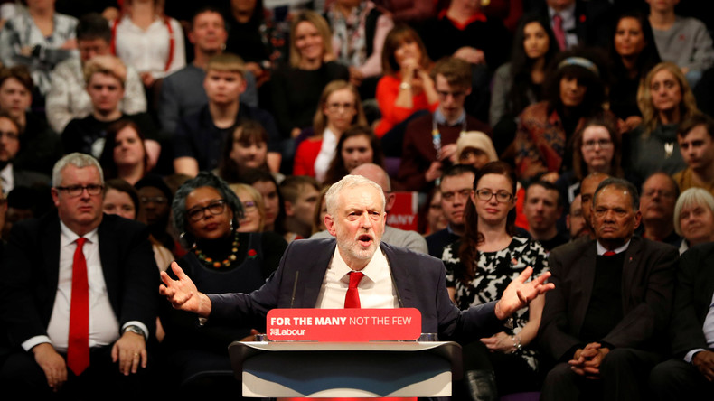 Les meetings de Jeremy Corbyn, moins chers pour les minorités ou plus chers pour les blancs ?