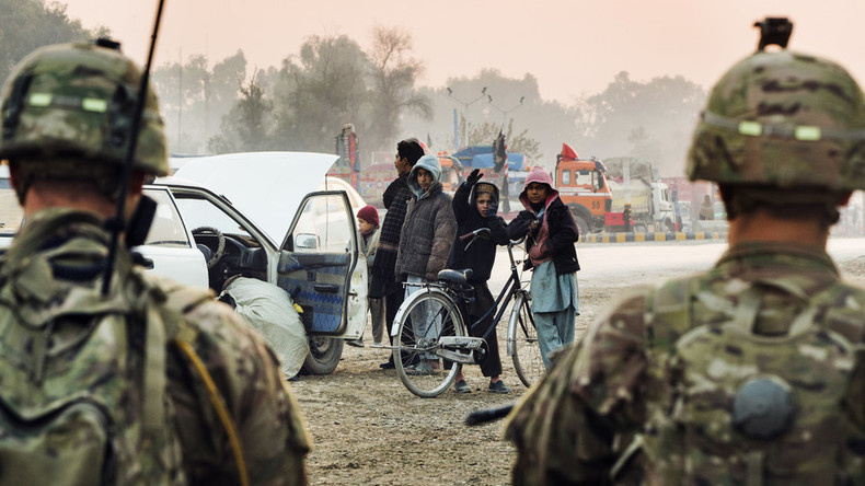 Au courant des pratiques pédophiles de la police afghane, le Pentagone a continué à la financer