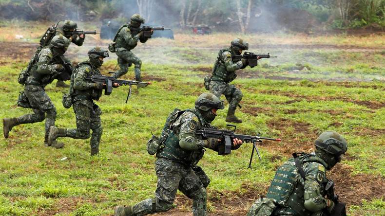 Pour se préparer à une invasion chinoise, Taïwan mène des exercices militaires à balles réelles