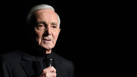 Charles Aznavour en concert en décembre 2017 à Paris.
