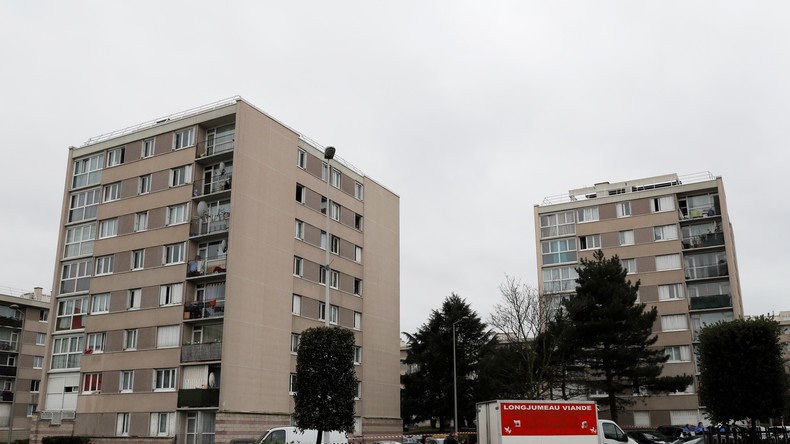 Des jeunes de cité délogent 16 Roms squattant une maison pour la rendre à son propriétaire (VIDEOS)
