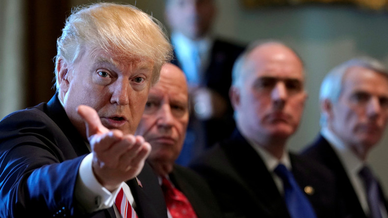 Tuerie de Floride : Donald Trump met en cause le FBI
