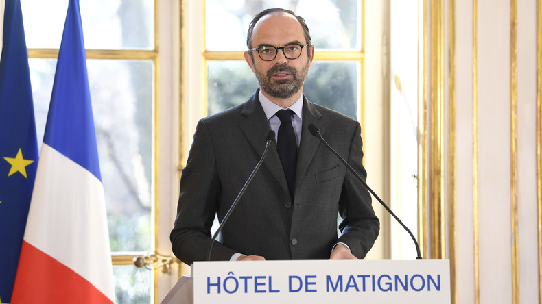 #PoseTaPhilippade : le plaidoyer d'Edouard Philippe pour réformer la SNCF par ordonnances raillé