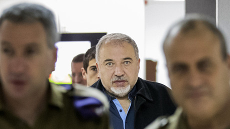 Le ministre israélien de la Défense Avigdor Lieberman cible et menace le Liban