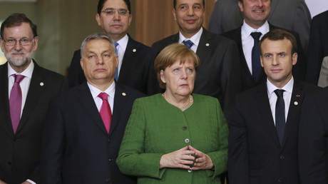 Viktor Orban, Angela Merkel et Emmanuel Macron à Bruxelles le 23 février 2018