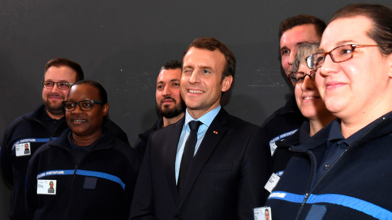 70% des incarcérations concernées par les solutions alternatives de Macron, «tout sauf du laxisme» ?