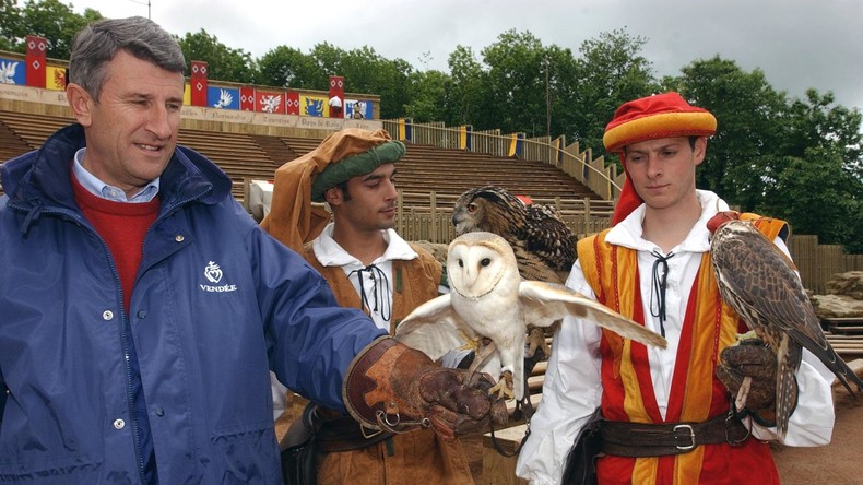 Philippe de Villiers annonce «la mort programmée du Puy du Fou»