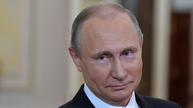 Fake News ? Le Monde fait dire à Poutine qu'il «avoue» réfléchir à modifier la Constitution russe