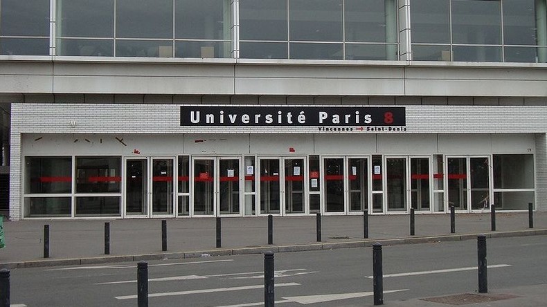 «Mort aux blancs» : le racisme anti-blanc s'exhibe sur les murs de l'Université Paris 8