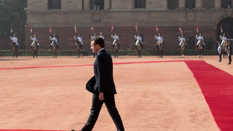 Macron, moins populaire que jamais d'après un dernier sondage
