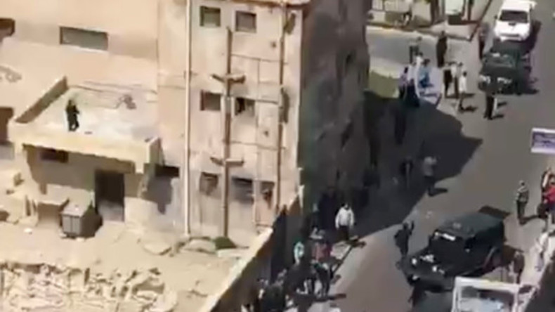 Une voiture piégée tue un policier en Egypte, à quelques jours de la présidentielle