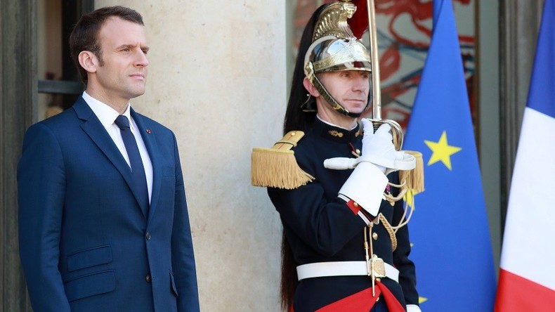 Emmanuel Macron sur Vladimir Poutine : «Il intervient partout pour fragiliser nos démocraties»