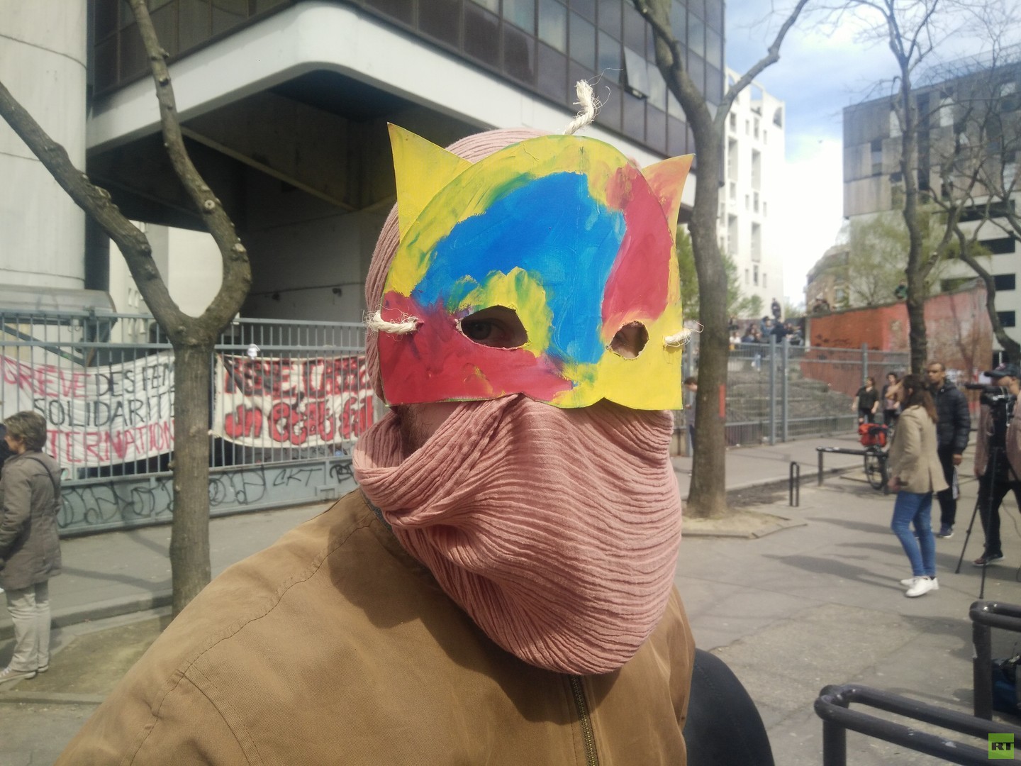 Menacés d'expulsion, les occupants de Tolbiac veulent «résister jusqu'au bout» (REPORTAGE)