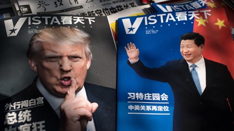 Les dirigeants américain Donald Trump et chinois Xi Jinping en couverture de magazines (illustration)