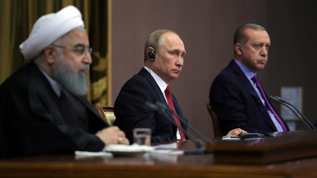 Hassan Rohani Vladimir Poutine et Recep Tayyip Erdogan en novembre 2017 à Sotchi, photo ©Sputnik/Reuters