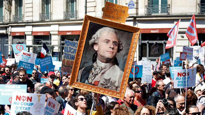 Policier blessé, camion de presse attaqué : légers débordements lors de la manifestation anti-Macron