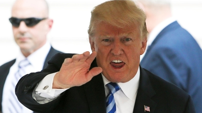 Donald Trump songe à retirer leurs accréditations aux médias trop «négatifs» à son encontre